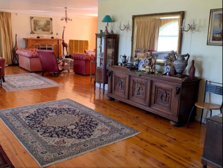 5 Bedroom Property for Sale in Old Place Western Cape
